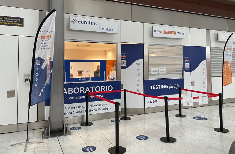 Eurofins se prepara para poder realizar hasta 12.000 test diarios para la detección de COVID-19 en los aeropuertos españoles